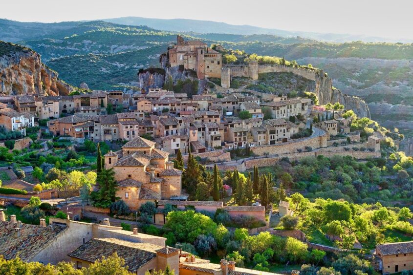 Why do Mediterraneans live longer and where is it best to live?
