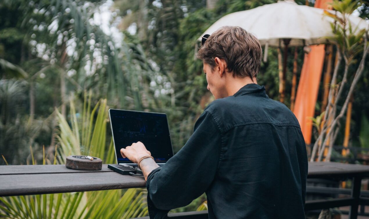 digital nomad